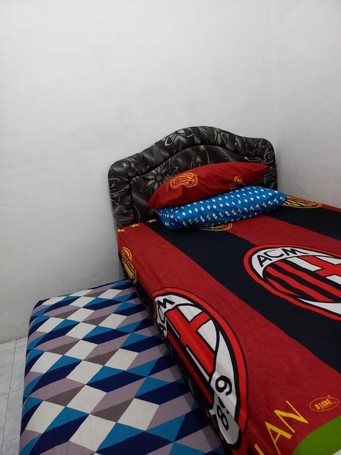 Homestay Berkah Syariah Букиттинги Экстерьер фото