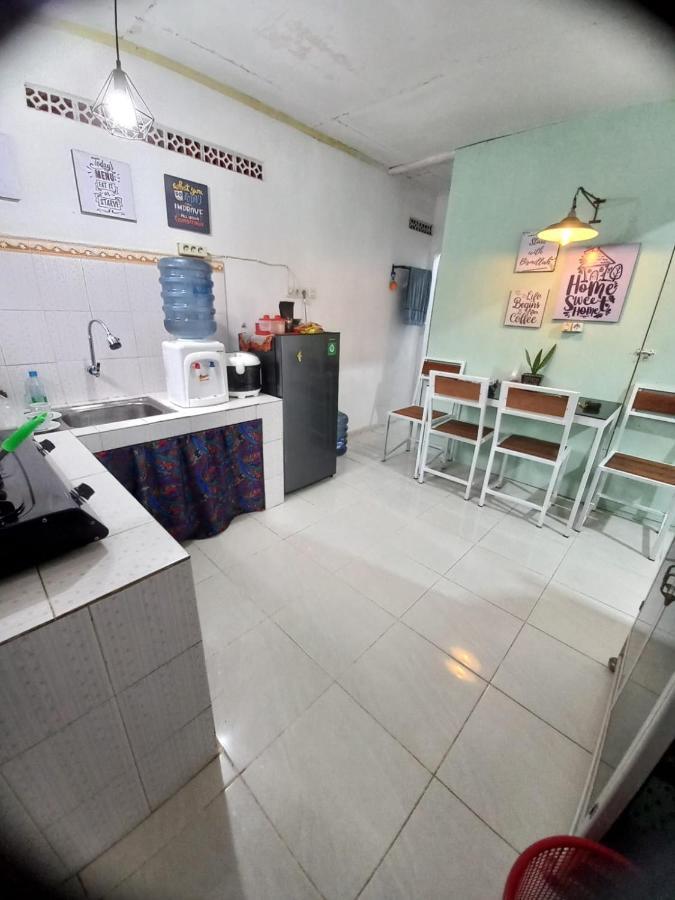 Homestay Berkah Syariah Букиттинги Экстерьер фото