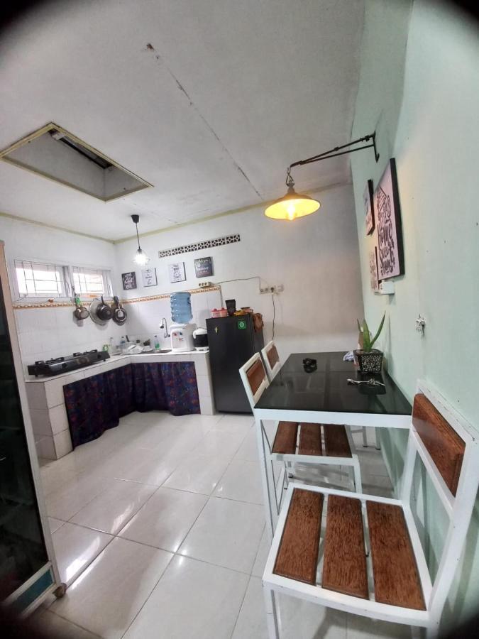 Homestay Berkah Syariah Букиттинги Экстерьер фото